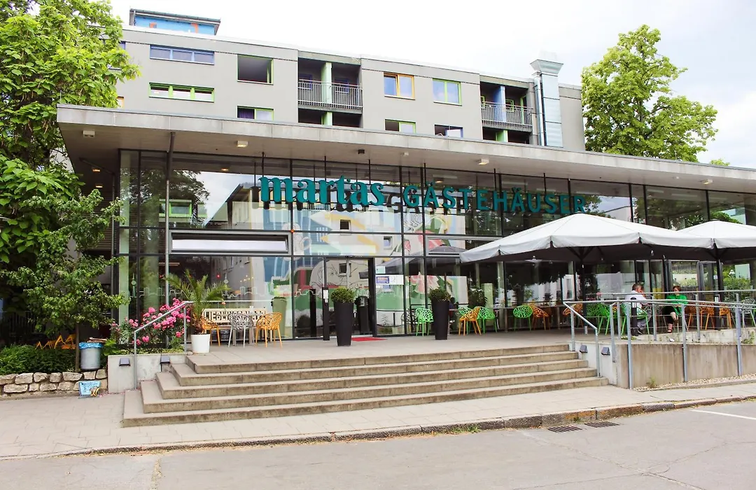 Martas Gaestehaeuser Hauptbahnhof Berlin-1